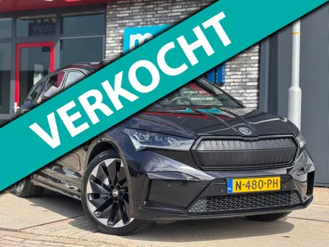 Skoda Enyaq iV 80 Sportline SOH 93.7% l PANO l TREKHAAK l CAMERA l KEYLESS l WARMTEPOMP l DODEHOEK l