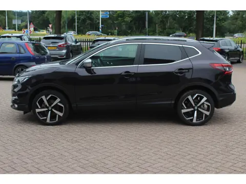 Nissan QASHQAI 1.3 DIG-T Tekna 160pk / Trekhaak / Panoramadak / 360Camera / 19'' / Navigatie / Keyle