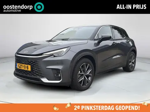 Lexus LBX Cool 2WD | Full Option |
