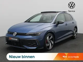 Volkswagen Golf 1.5 eHybrid GTE 272PK DSG Panoramadak, Trekhaak, Dynamic Chassis, Head-Up Display, M