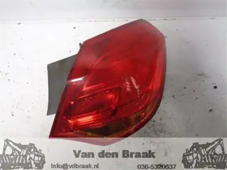 Opel Astra 5drs Hatchback 2009-2015 Achterlicht rechtsbuiten