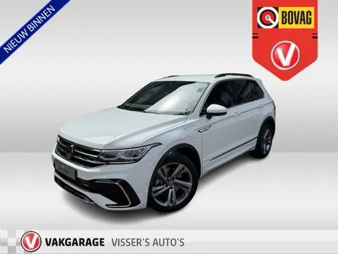 Volkswagen Tiguan 1.4 TSI eHybrid R-Line Business+ | wegklapbare trekhaak | 19 inch velgen | appleca