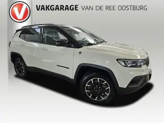 Jeep Compass 4xe 240 Plug-in Hybrid Electric Trailhawk