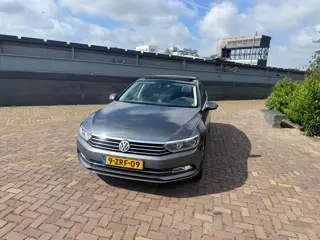 Volkswagen Passat 1.6 TDI Business Edition R AUTOMAAT EXPORT!