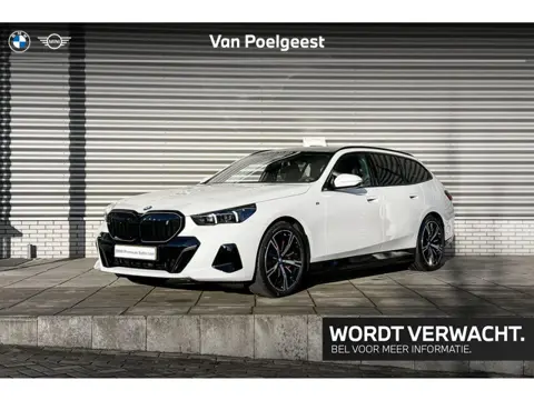 BMW i5 Touring eDrive40 M Sportpakket Pro / Innovation Pack / Travel Pack