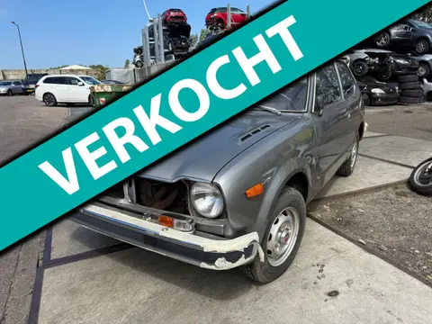 Honda Civic 1.2 Luxe automaat , lees advertentie tekst