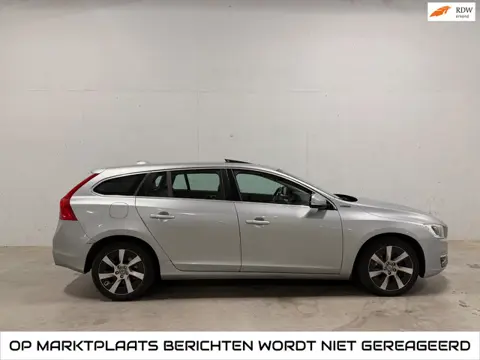 Volvo V60 2.4 D6 AWD Plug-In Hybr. Pano Leer Camera Navi