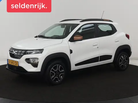 Dacia Spring Extreme 27 kWh | Leder | Carplay | Camera |  Airco | Navigatie | Parkeerhulp | Speedlim