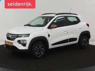 Dacia Spring Extreme 27 kWh | Leder | Carplay | Camera |  Airco | Navigatie | Parkeerhulp | Speedlim