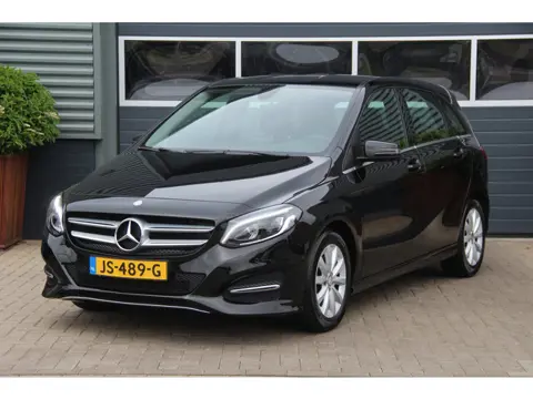 Mercedes-Benz B-klasse 180 Ambition NL Auto | 2e Eigenaar | Navi | Airco | PDC | Bluetooth | Comfort