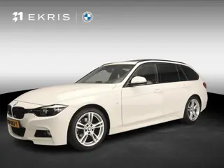 BMW 3 Serie Touring 318i | M-Sportpakket | LED | Leder | Navigatie | Panoramadak | Trekhaak | Sports