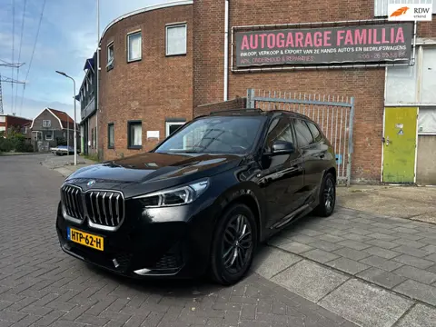 BMW X1 SDrive18i M-Pakket/Pano/Massage/elect.trekhaak/Harman Kardon