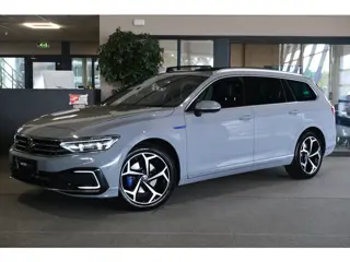 Volkswagen Passat Variant 1.4 TSI PHEV GTE 218PK Pano Leder 360Cam Trekhaak ACC