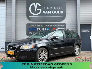 Volvo V50 2.0 Momentum 146PK Trekhaak,Clima,Cruise,ElektrRamen+Spiegels,Radio/Cd-Speler,Dakrail,Lede
