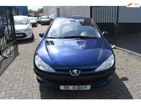 Peugeot 206 1.6-16V Gentry NIEUWE APK KEURING