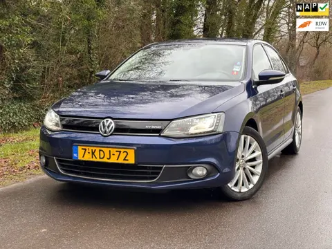 Volkswagen Jetta 1.4 TSI Hybrid Highline | Cruise + Navi |