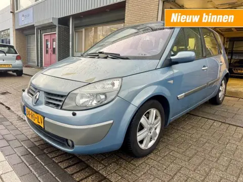 RENAULT SCENIC 2.0-16V Tech Line AIRCO LMV PDC NAP RIJDT GOED 