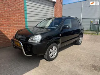 Hyundai Tucson 2.7i V6 4WD Style automaat Bj:2005