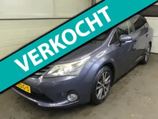 Toyota Avensis Wagon 1.8 VVTi Dynam Busin - Automaat - Trekhaak