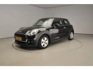 MINI 3-deurs Cooper Navigatie / Climate / PDC / LED / Cruise / Isofix / Alu wielen
