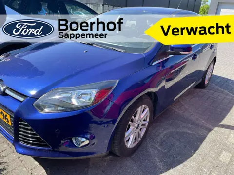 Ford Focus Titanium | Trekhaak | Parkeersensoren V+A | Keyless | Navi | Voorruitverw. | Auto-Inparke