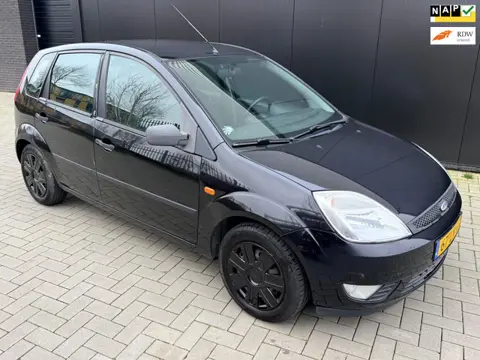 Ford Fiesta 1.4-16V Trend - AUTOMAAT - Airco - Inruil mogelijk!