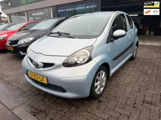 Toyota Aygo 1.0-12V + | AUTOMAAT | 2E EIGENAAR | 12MND GARANTIE | ELEC PAKKET | LMV |