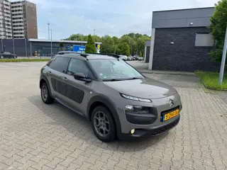 Citroen C4 Cactus 1.2 e-VTi Shine Automaat