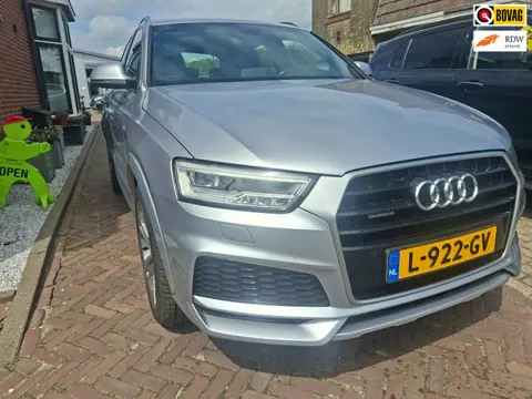 Audi Q3 2.0 TFSI quattro S-Line Trekhaak Camera