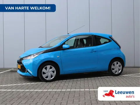 Toyota Aygo 1.0 VVT-i x-play | Camera | Airco | Org. NL