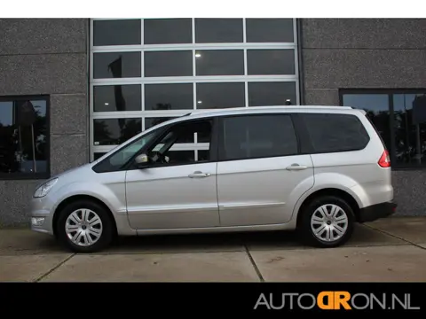 Ford Galaxy 1.6 SCTi 161pk Ecoboost Trend Business 7 Persoons Navigatie Dealer Onderhouden!