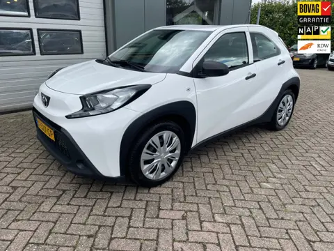 Toyota Aygo X 1.0 VVT-i MT