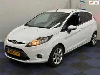 Ford Fiesta 1.25 Trend / NETTE AUTO / NIEUWE APK / RIJDT SCHAKELT GOED