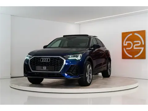 Audi Q3 Sportback 45 TFSI e Edition 245PK | Pano | Matrix | Sfeer | Cam | Stoelverw. | 12 MND Garant
