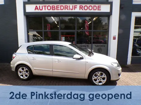 Opel Astra 1.8 Executive VOL AUTOMAAT,AIRCO,APK !!! ''2e PINKSTERDAG OPEN''