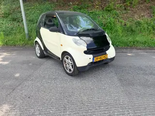 Smart Fortwo Coupé 0.7 pure Fijne stads bijna goedkoper dan brommeren