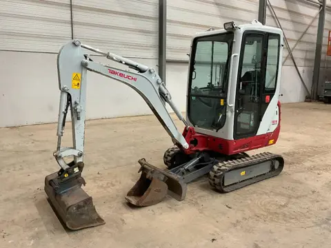 Takeuchi TB 216 (bj 2022)