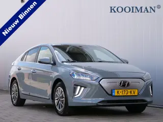 Hyundai IONIQ Premium EV 38 kWh Automaat Stoelverwarming / Camera / LED / Navigatie / SOH 95,8 %