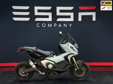 Honda Scooter X ADV 750 Leovinci ABS LED