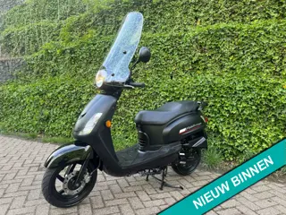 Sym Fiddle 2 45km E5 Scooter Windscherm BETAAL met in3