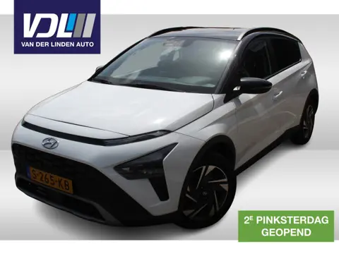 Hyundai Bayon 1.0 T-GDI Premium Sky DAB, extra getint glas achter.