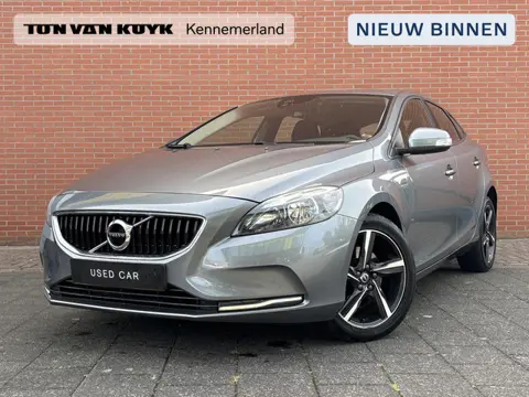 Volvo V40 2.0 T2 Kinetic Navigatie, Bluetooth, 17 inch R-design wielen, High performance audio, Park