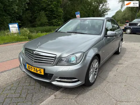 Mercedes-Benz C-klasse 180 CGI BlueEFFICIENCY Business Class YOUNGTIMER