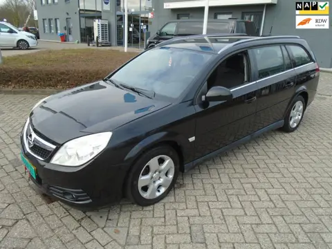 Opel Vectra Wagon 2.2-16V Business Nieuwe Apk