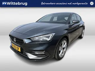 SEAT Leon 1.0 TSI FR Business Intense Tech Navigatie / Parkeersensoren / Camera / Stoelverwarming / 