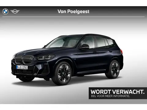 BMW iX3 High Executive Trekhaak / Head Up Display / 360 camera / Stuurwielrand verwarming / Black Pa
