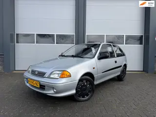 Suzuki Swift 1.3-16V Summum 84pk Nette auto!