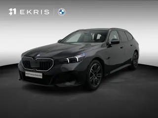 BMW 5 Serie Touring 550e xDrive M Sportpakket Pro | Innovation Pack | Travel Pack | Comfort Pack | T