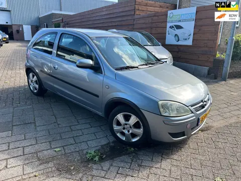 Opel Corsa 1.2-16V Maxx airco nieuwe apk!