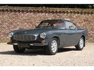 Volvo P1800S "Restored with sympathy" "Restored and rebuilt with sympathie" by an Volvo enthusiast, 